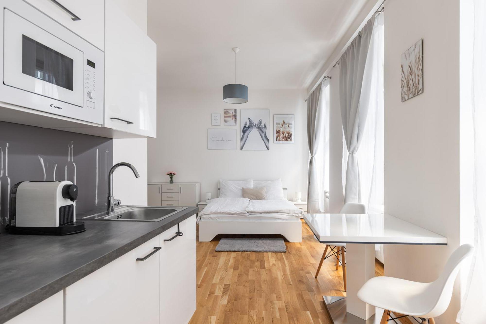 Stay2Gether Beige Nest - Metro Florenc Prag Dış mekan fotoğraf