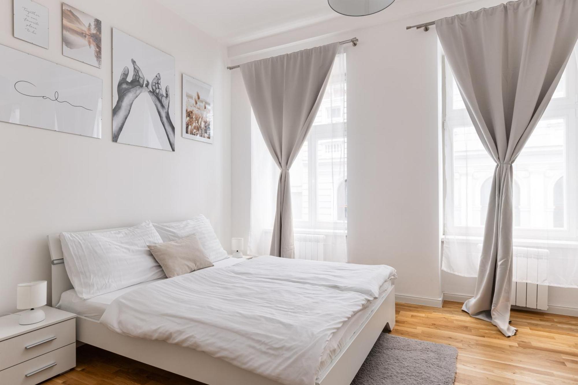 Stay2Gether Beige Nest - Metro Florenc Prag Dış mekan fotoğraf